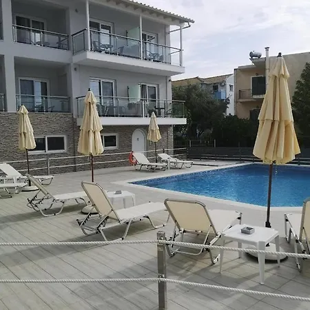 3 Island View فندق