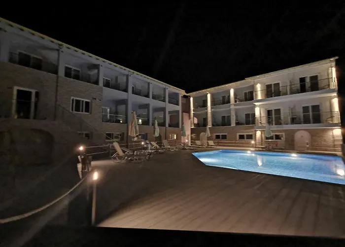 3 Island View Hotel