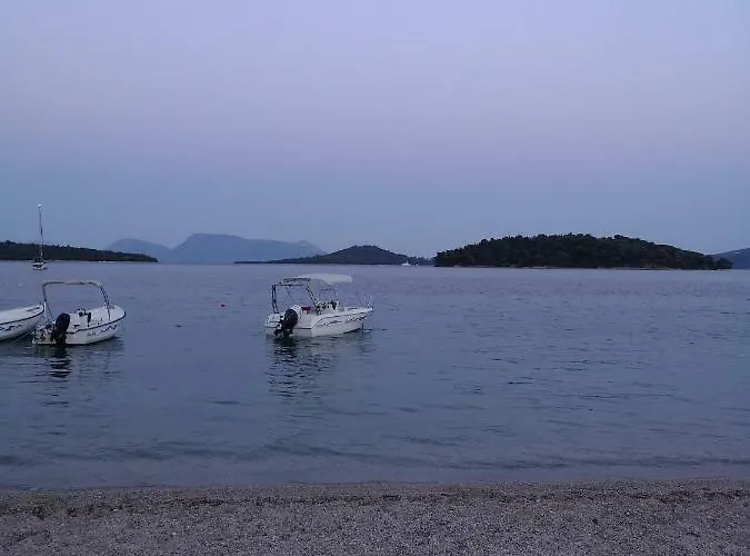 Hotel 3 Island View 3*