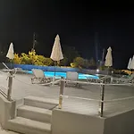 3 Island View Νυδρί