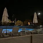 3 Island View 酒店