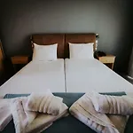 3 Island View Hotel 3*