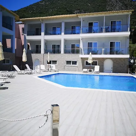 3 Island View 3*