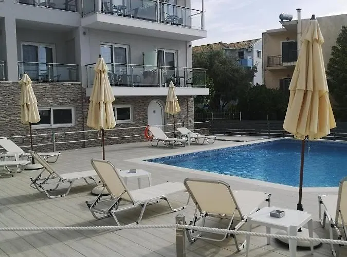 3 Island View Hotel